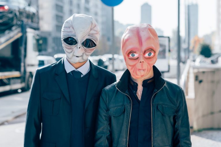 15 Ways to Make ‘First Contact’ with a CISO