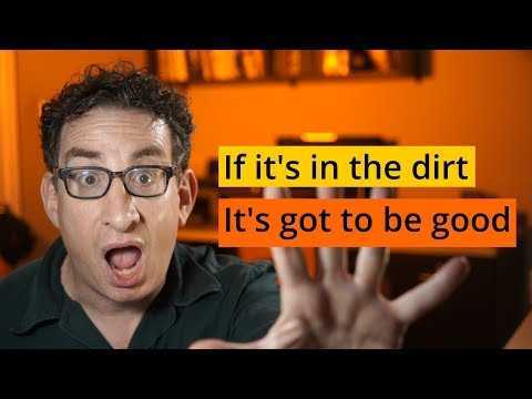 Three Best Moments from “STAND BACK! We’re Plugging in USB Drives We Found on the Ground”